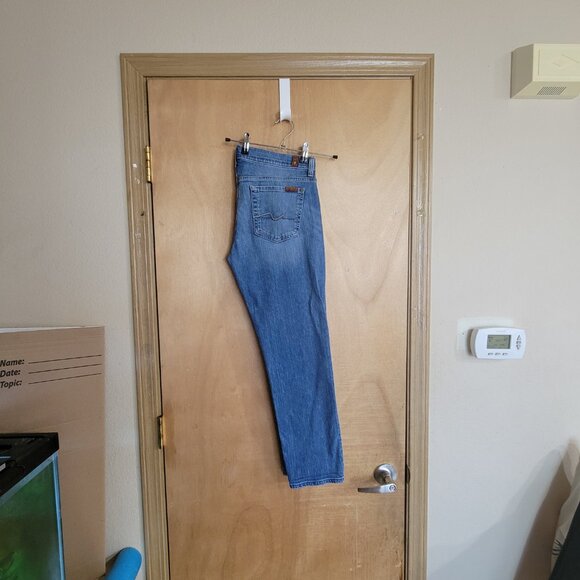 7 for all Mankind Crop Straight Leg Jeans Womens 30 Lightwash - Picture 9 of 9